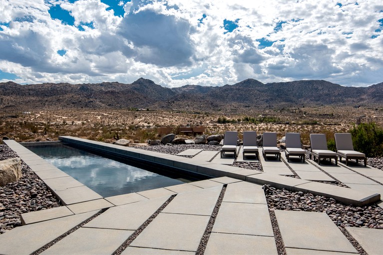 Open Living Concept Vacation Rental with Swimming Pool and Gorgeous Desert Views in Joshua Tree, California