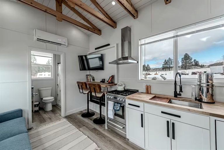 Tiny Houses (United States of America, Ovando, Montana)