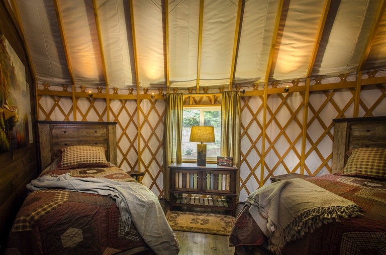 Yurts (United States of America, Topton, North Carolina)