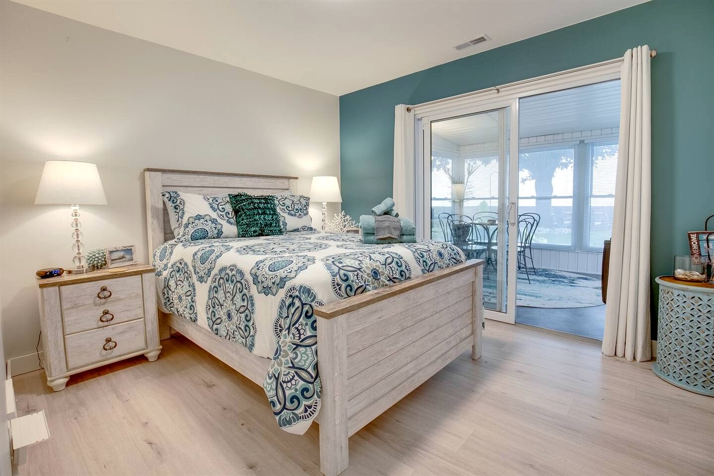 Outstanding Cottage with Nice Beach Sights in Leamington, Ontario