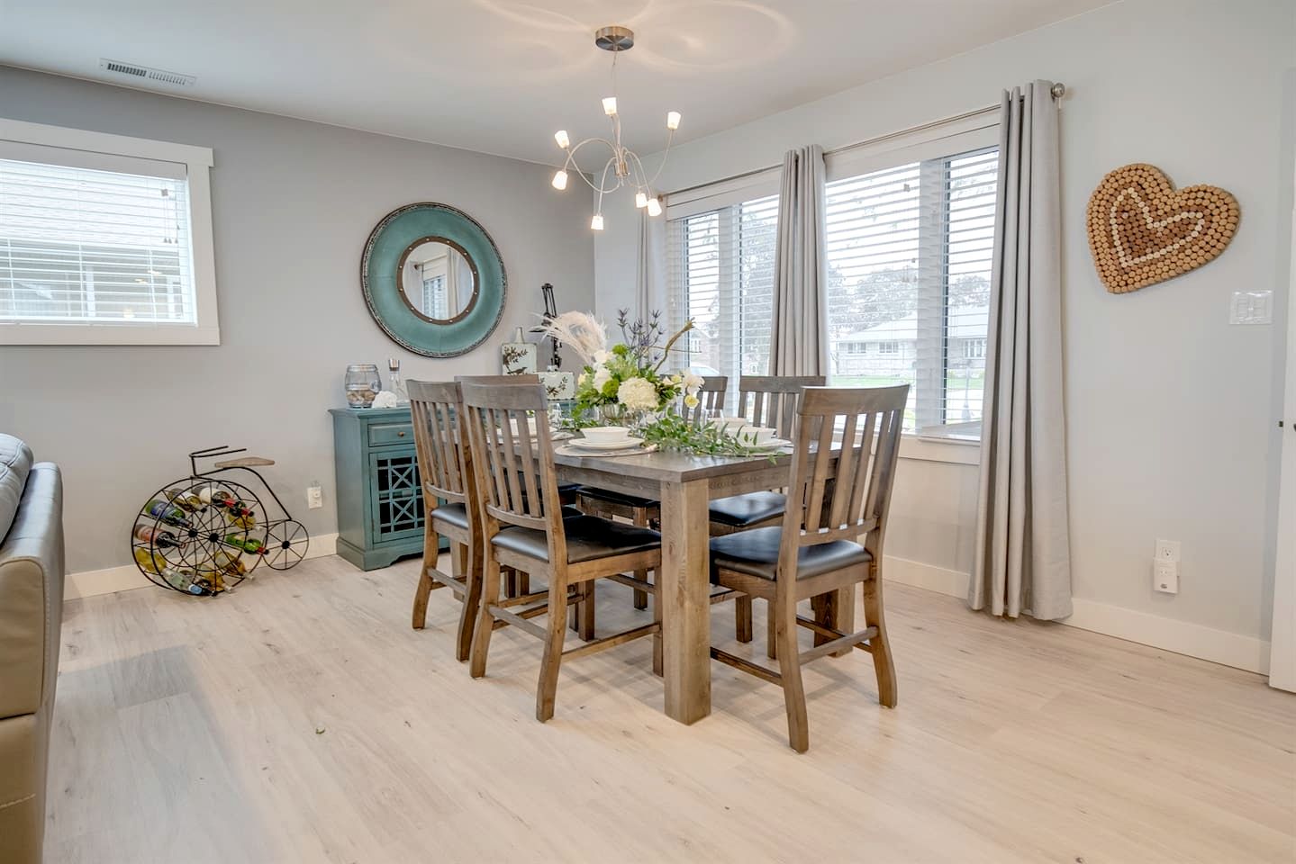 Outstanding Cottage with Nice Beach Sights in Leamington, Ontario