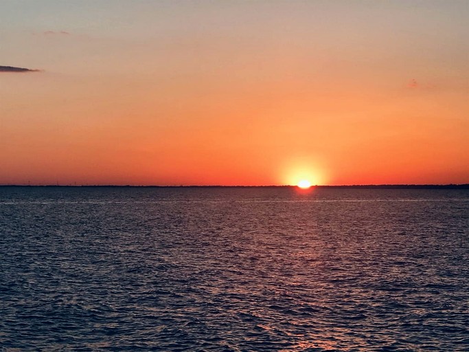 Cottages (Canada, Leamington, Ontario)