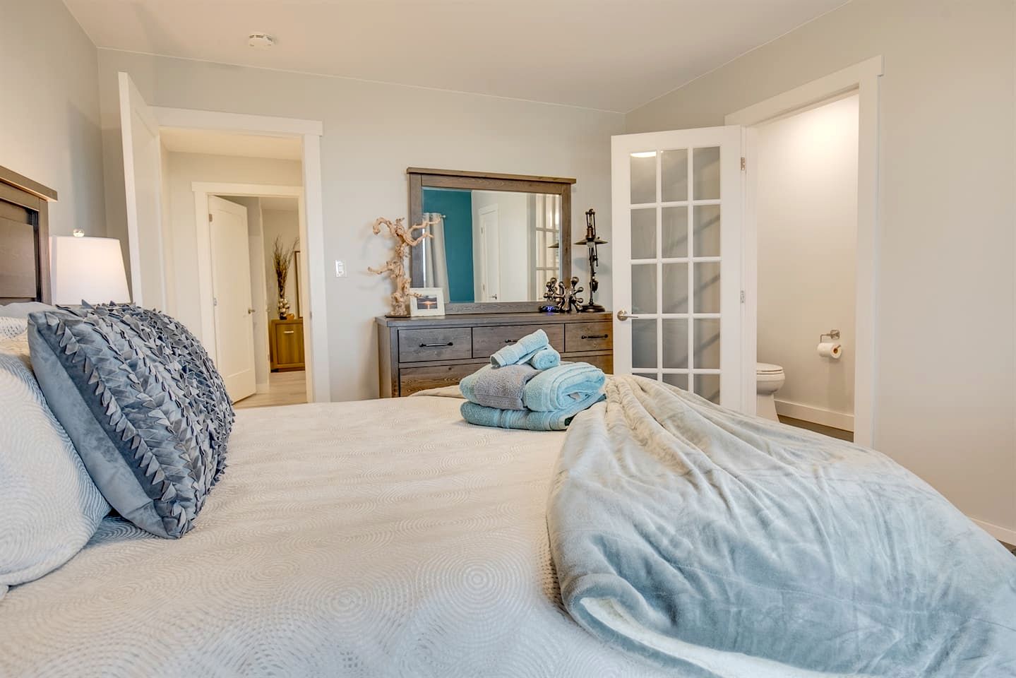 Outstanding Cottage with Nice Beach Sights in Leamington, Ontario