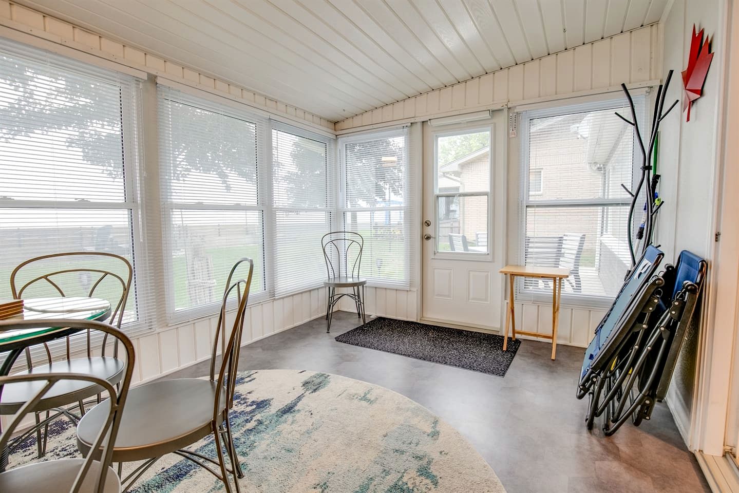 Outstanding Cottage with Nice Beach Sights in Leamington, Ontario