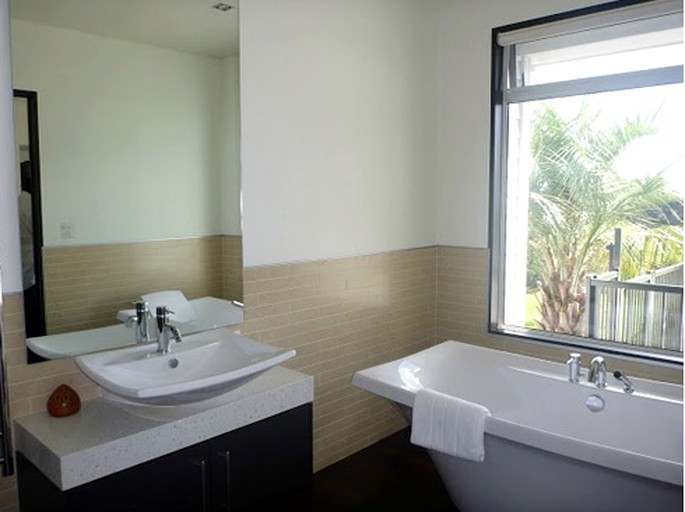 Vacation Rentals (Russell, North Island, New Zealand)