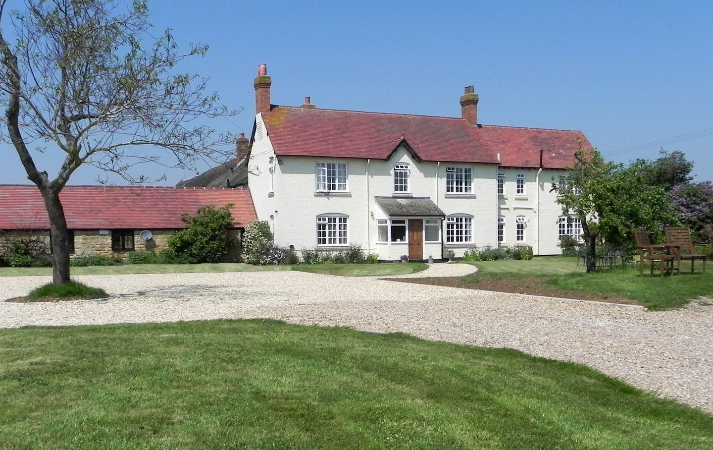 Peaceful Bed and Breakfast Accommodation on a Farm near the Cotswolds in Willersey, England