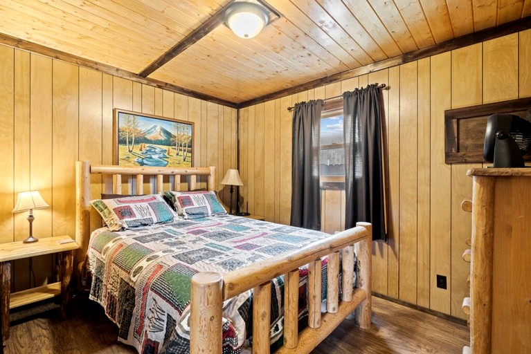 Cabins (United States of America, Sylva, North Carolina)