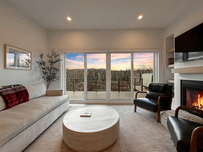 Cabins (United States of America, Bridgton, Maine)