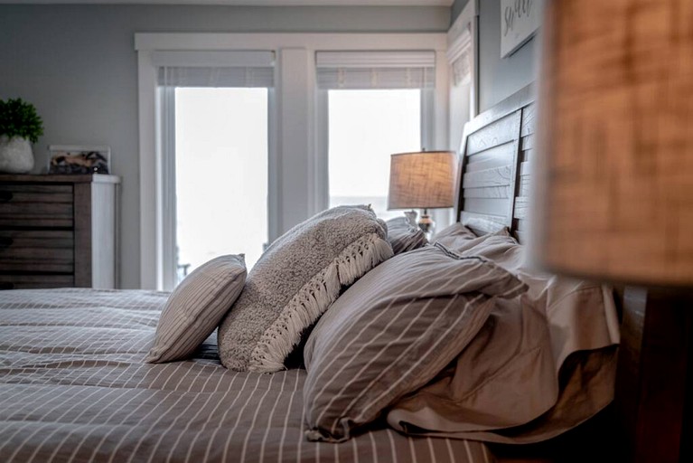 Cottages (Canada, Leamington, Ontario)