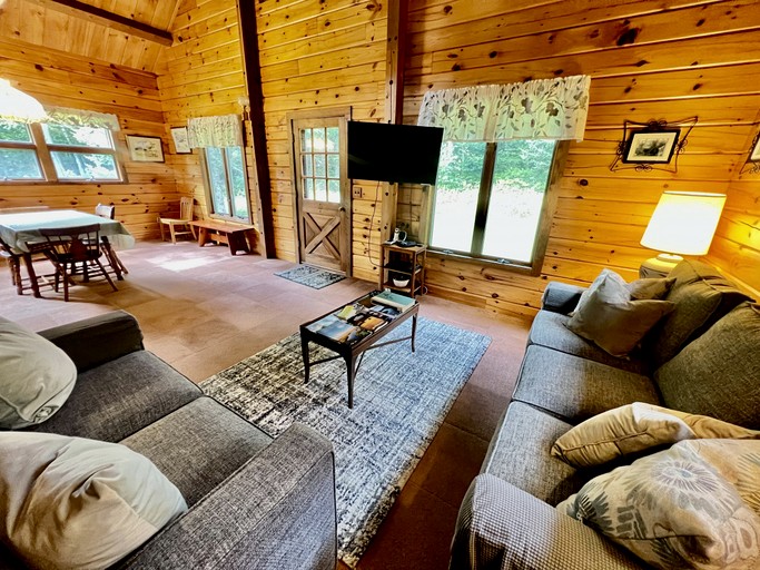 Cabins (United States of America, Stratton, Vermont)