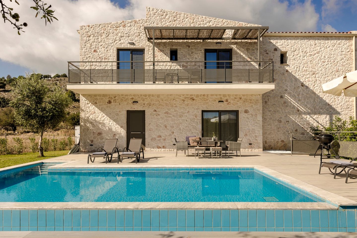 Vibrant Villa Paradise near Ionian Sea in Greece