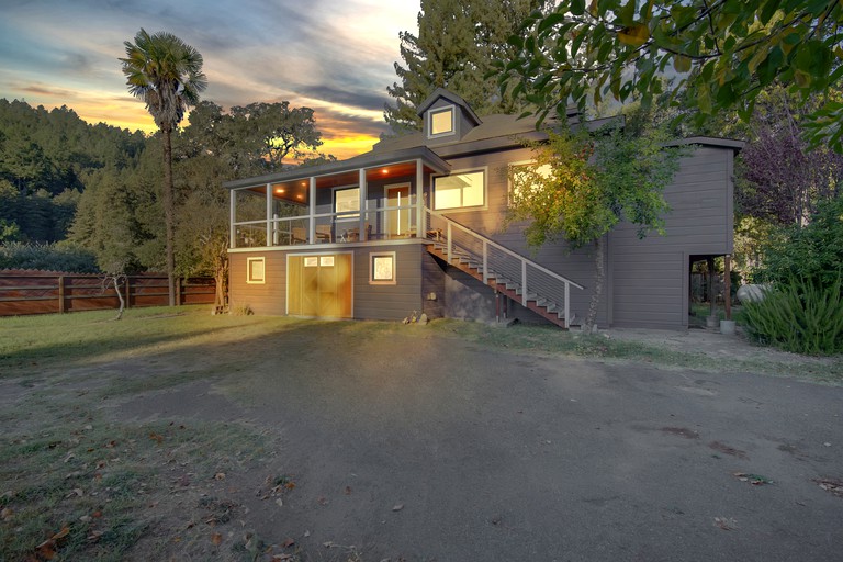 Cabins (United States of America, Monte Rio, California)