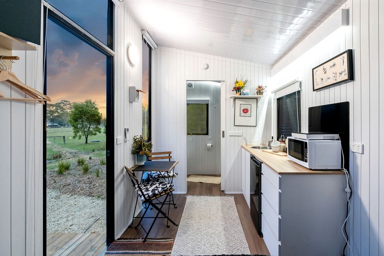 Tiny Houses (Australia, Ashbourne, Victoria)