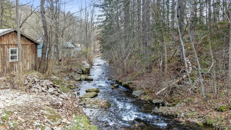 Cottages (United States of America, Pine Hill, New York)