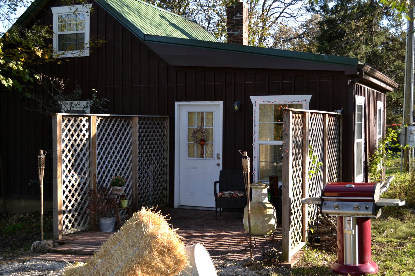 Cottages (Davisville, Missouri, United States)
