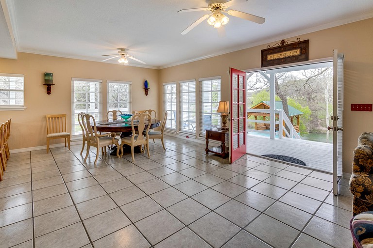Vacation Rentals (United States of America, Canyon Lake, Texas)