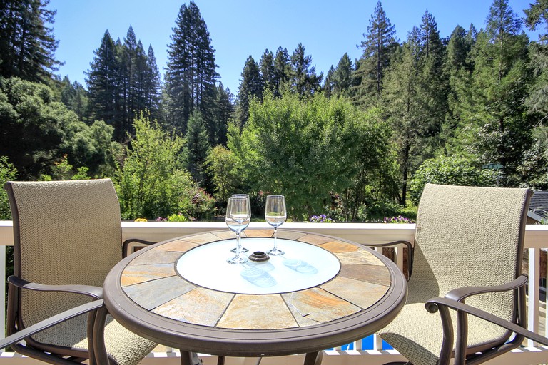 Villas (United States of America, Forestville, California)