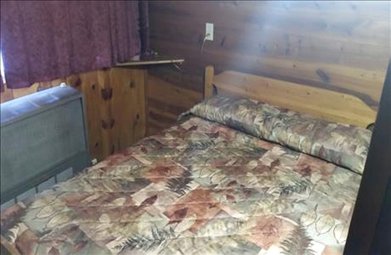 Log Cabins (Lead, South Dakota, United States)