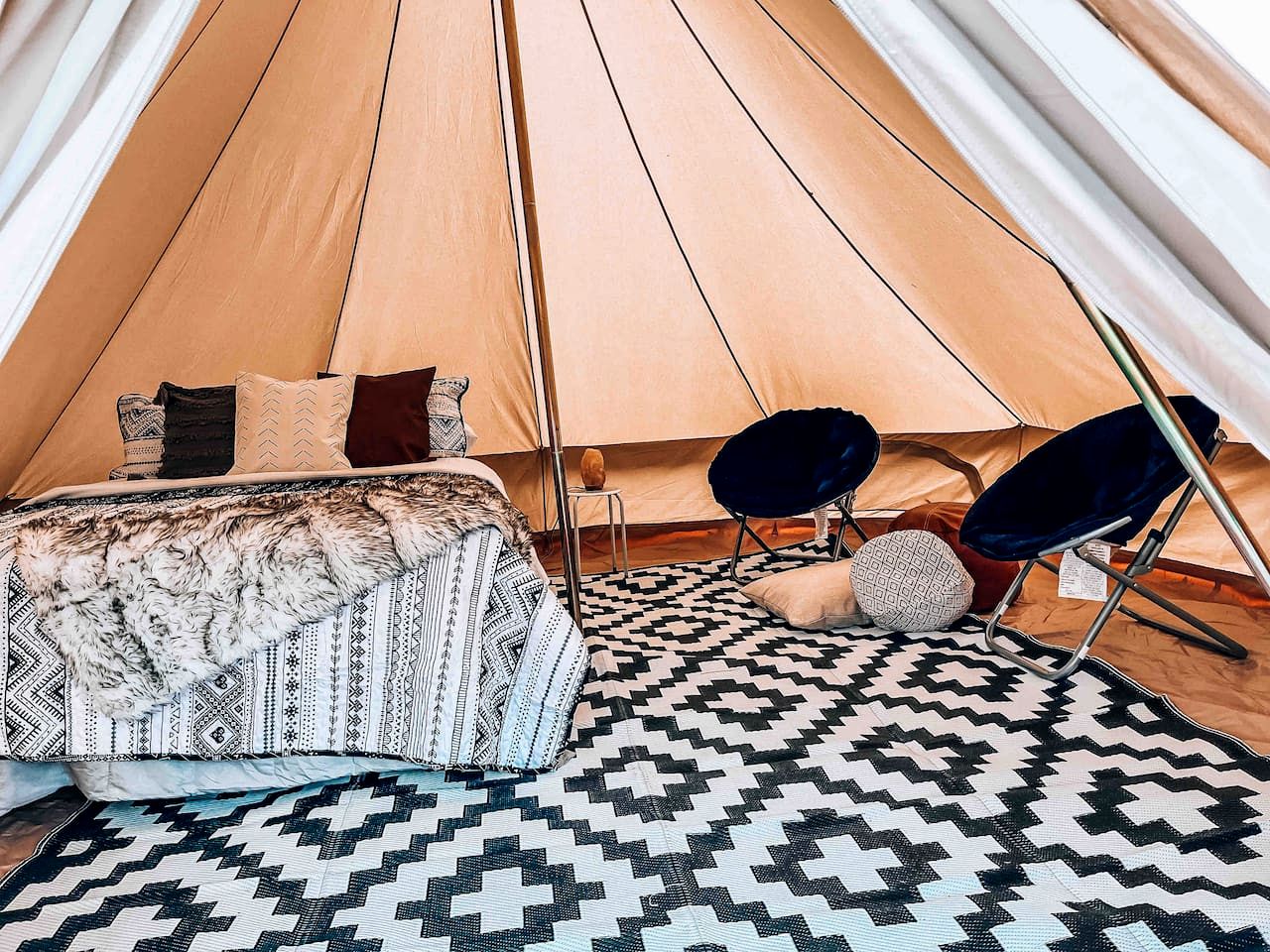 Bell Tents (United States of America, Irwin, Idaho)
