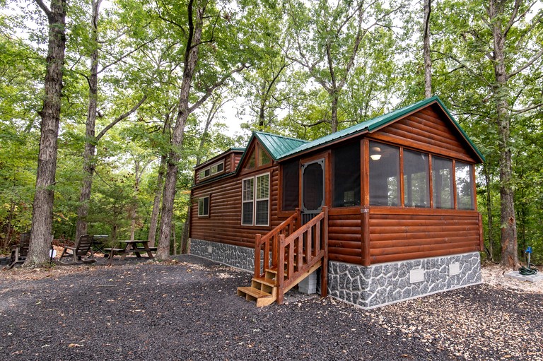 Cabins (United States of America, Marshall, Arkansas)