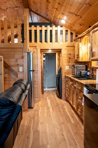 Cabins (United States of America, Marshall, Arkansas)