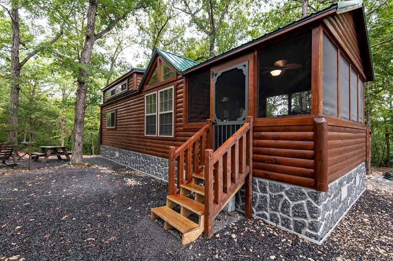 Cabins (United States of America, Marshall, Arkansas)