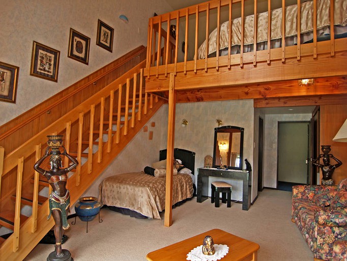 Nature Lodges (Christchurch, South Island, New Zealand)