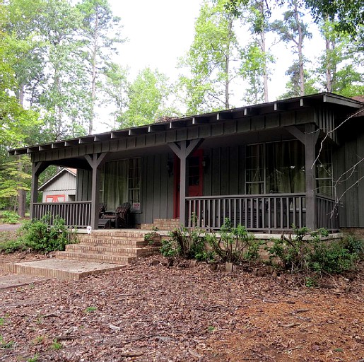 Cottages (Mineola, Texas, United States)