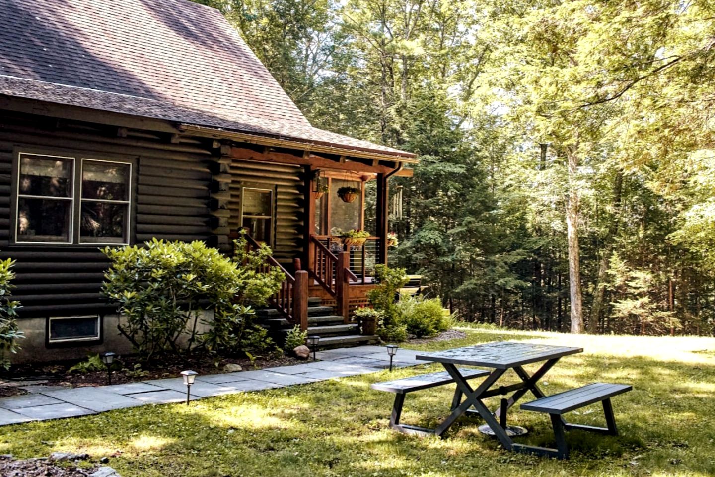Cabins (United States of America, Stone Ridge, New York)