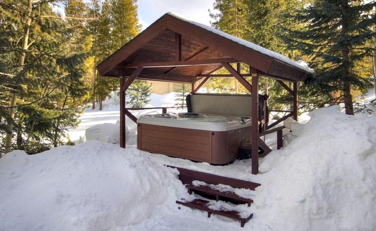 Cabins (Breckenridge, Colorado, United States)