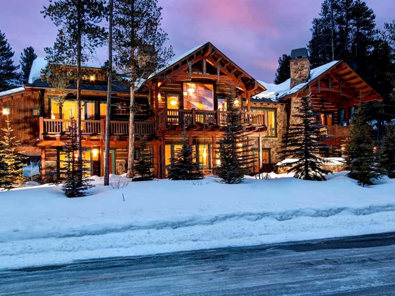 Log Cabins (Breckenridge, Colorado, United States)