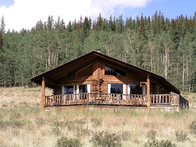 Cabins (Lake City, Colorado, United States of America)