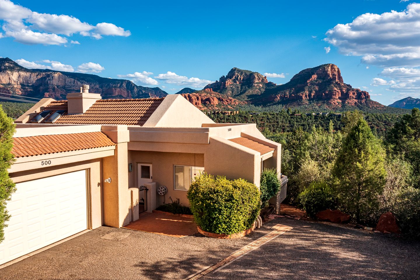 Spectacular Rental with Breathtaking Mountain Views in Arizona