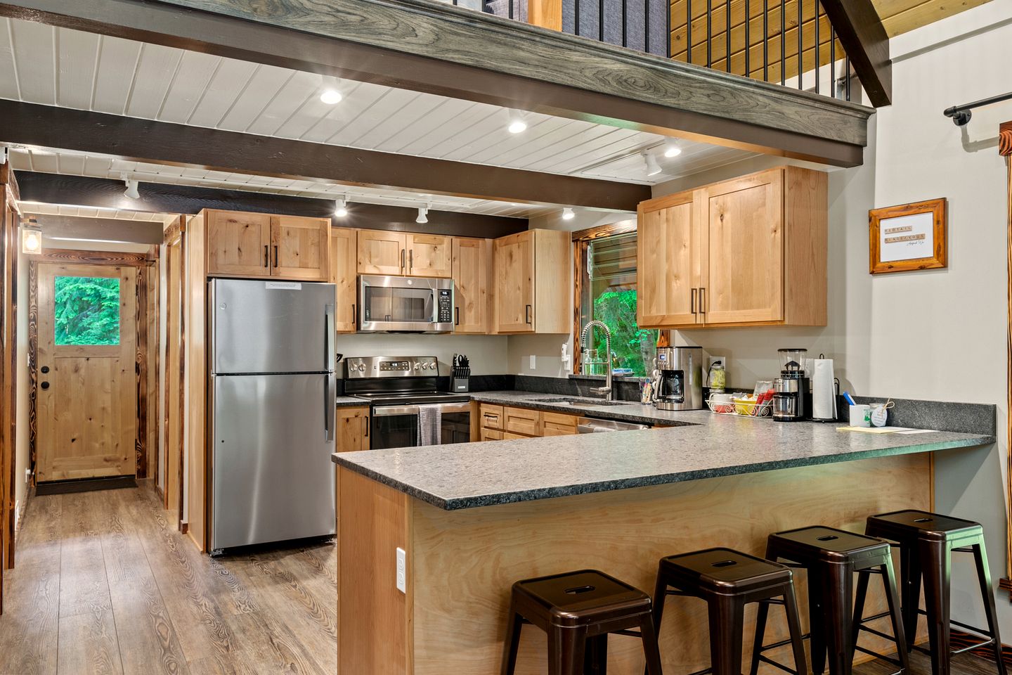 Secluded Forest Retreat with Hot Tub and Stone Fireplace in Ashford, Washington