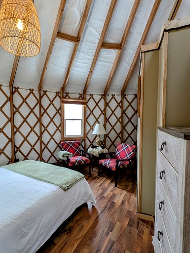 Yurts (United States of America, Boulder Junction, Wisconsin)