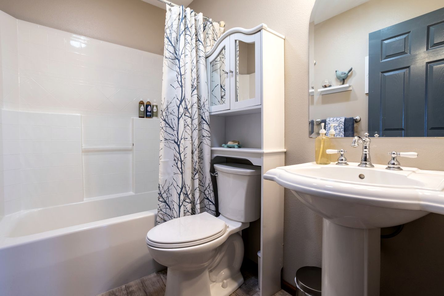 Relaxing Coastal Getaway with Bay Views in Blaine, Washington