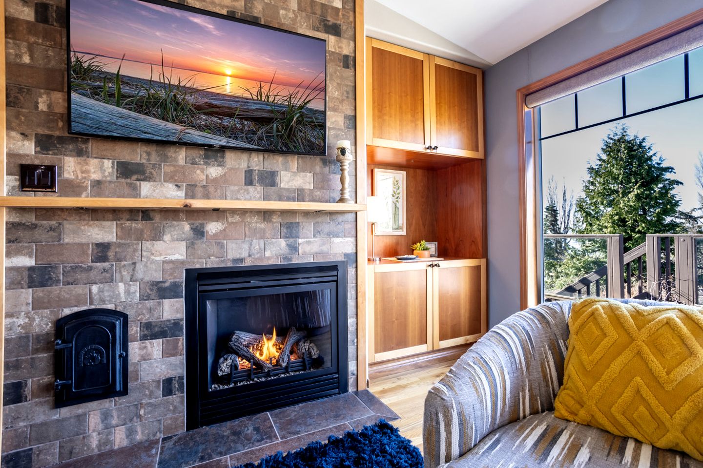 Relaxing Coastal Getaway with Bay Views in Blaine, Washington