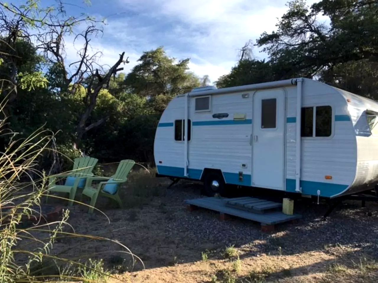 Caravans (Oracle, Arizona, United States)