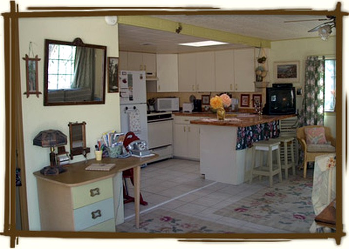 Cabins (Wickenburg, Arizona, United States)