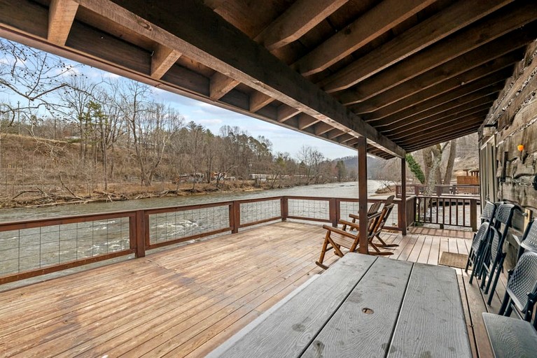 Cabins (United States of America, Sylva, North Carolina)