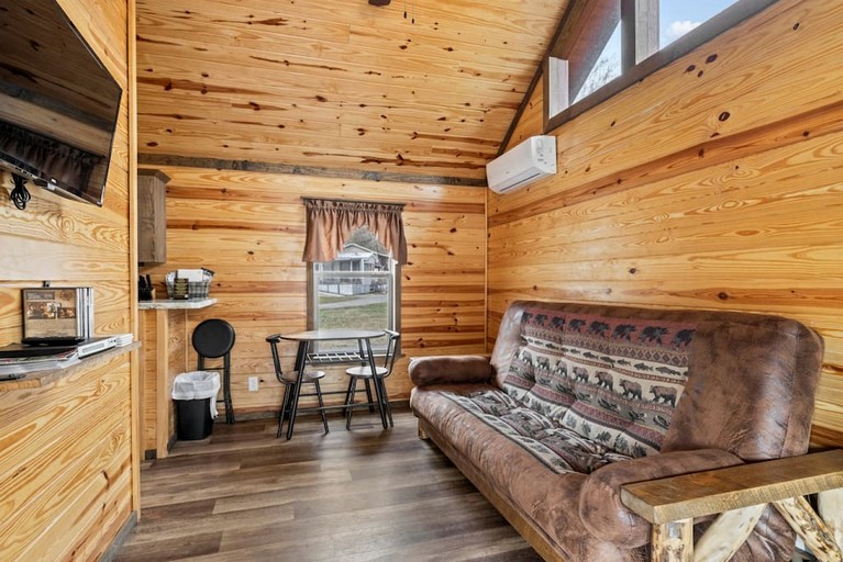 Tiny Houses (United States of America, Sylva, North Carolina)