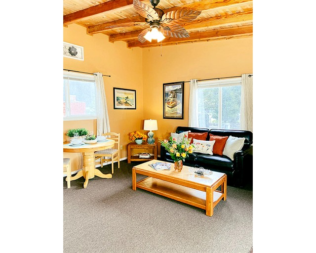 Cabins (United States of America, Klamath, California)