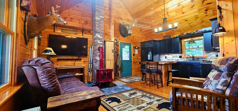 Cabins (United States of America, Rockwood, Maine)