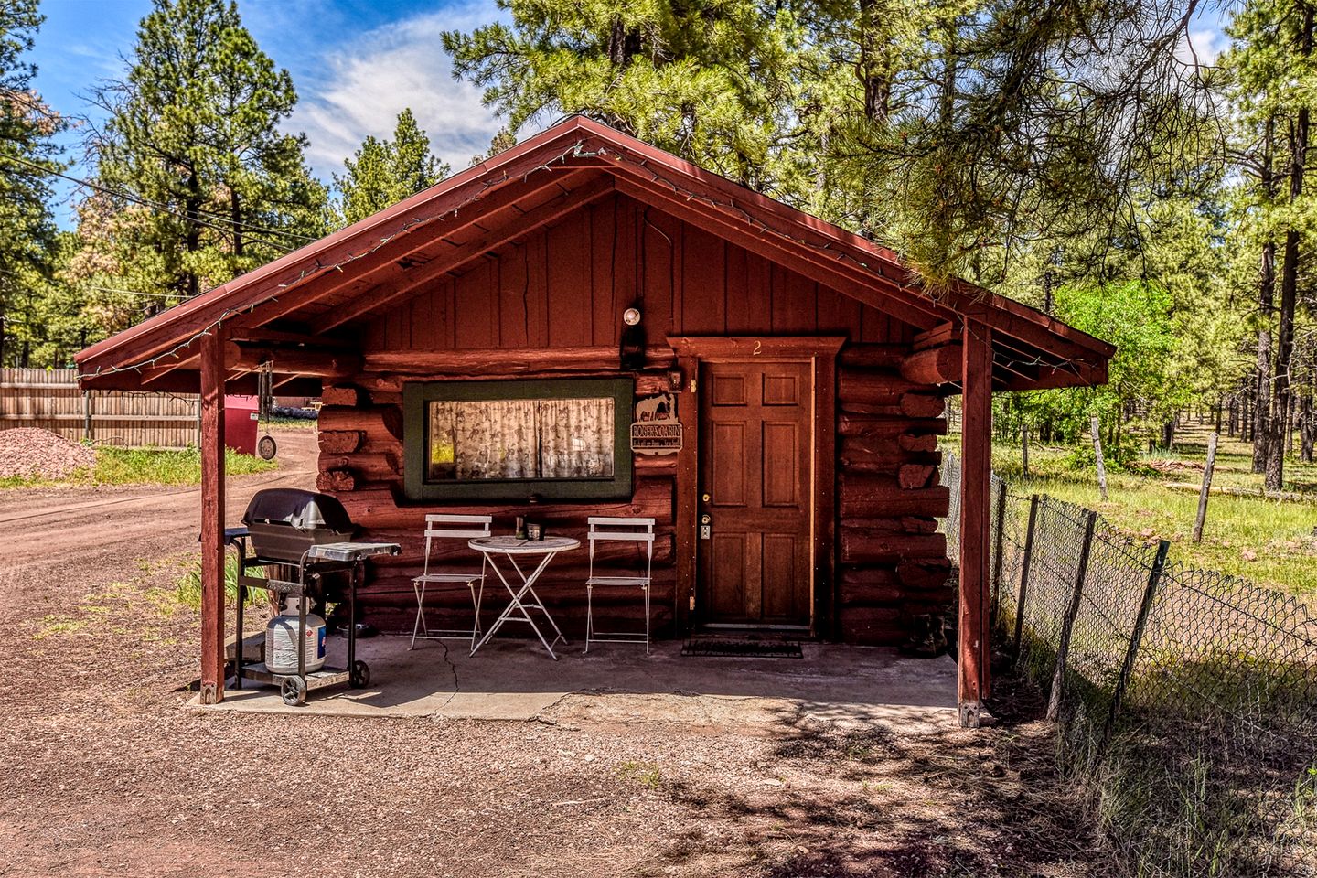 Simple and Historic Fishing Log Cabin for a Rustic Retreat to Northern Arizona