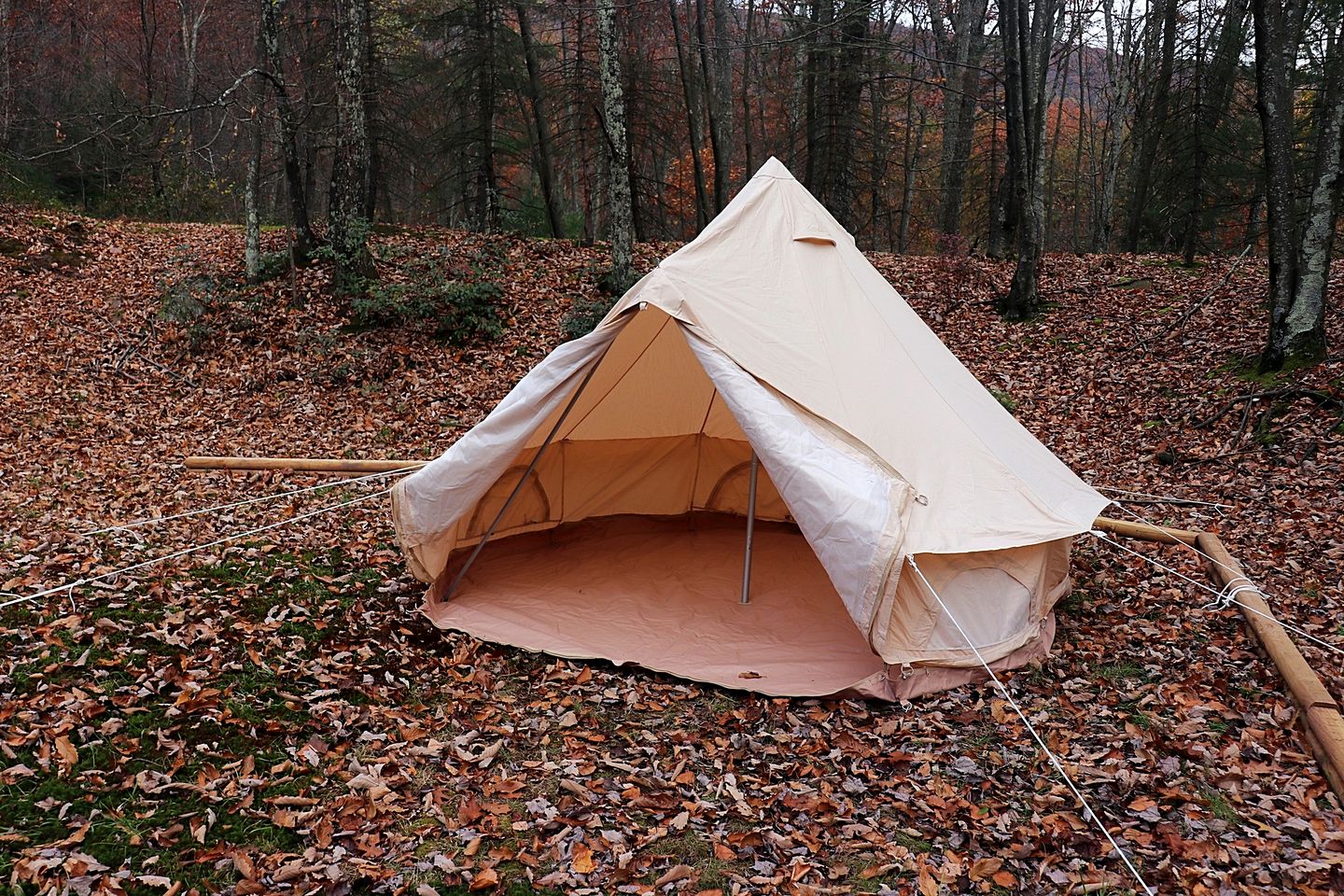 Bell Tents (United States of America, Benton, Pennsylvania)