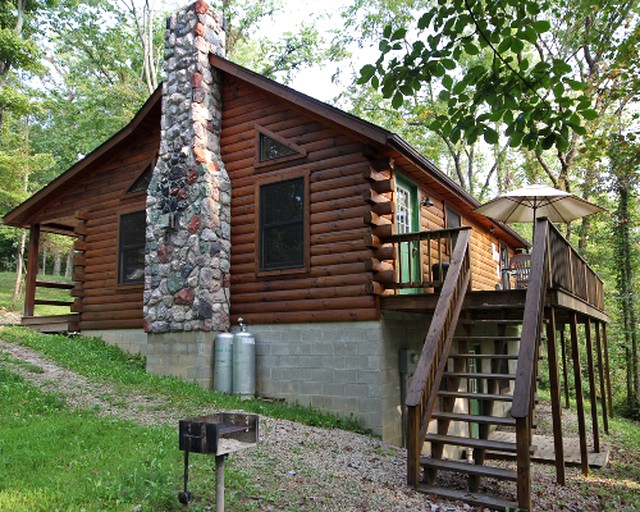 Log Cabins (Logan, Ohio, United States)