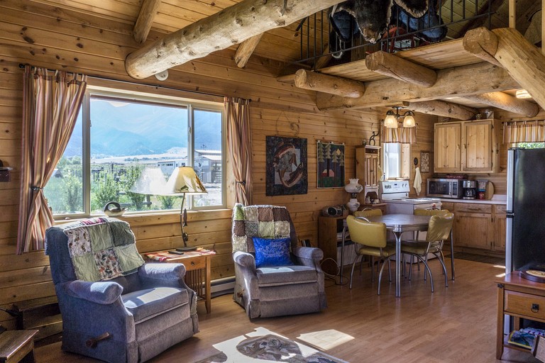Cabins (United States of America, Ennis, Montana)