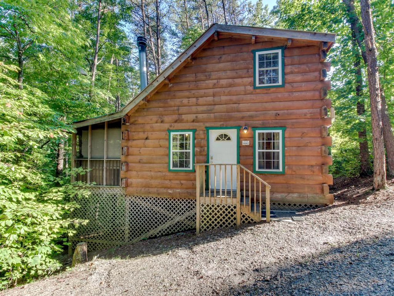 Log Cabins (Sautee Nacoochee, Georgia, United States)