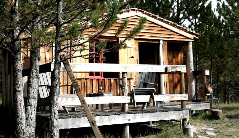 Cabins (Ribeyret, Provence-Alpes-Côte d'Azur, France)