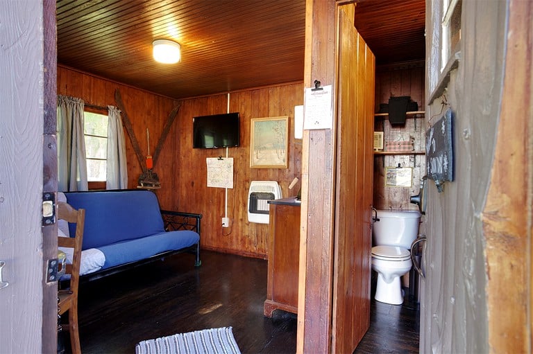 Cabins (United States of America, Cadillac, Michigan)